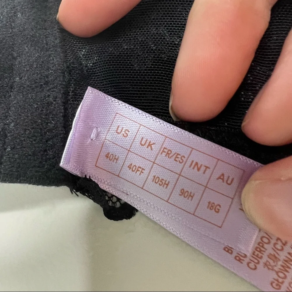 NWT Savage X Fenty Black Lace Bra - Picture 6 of 6